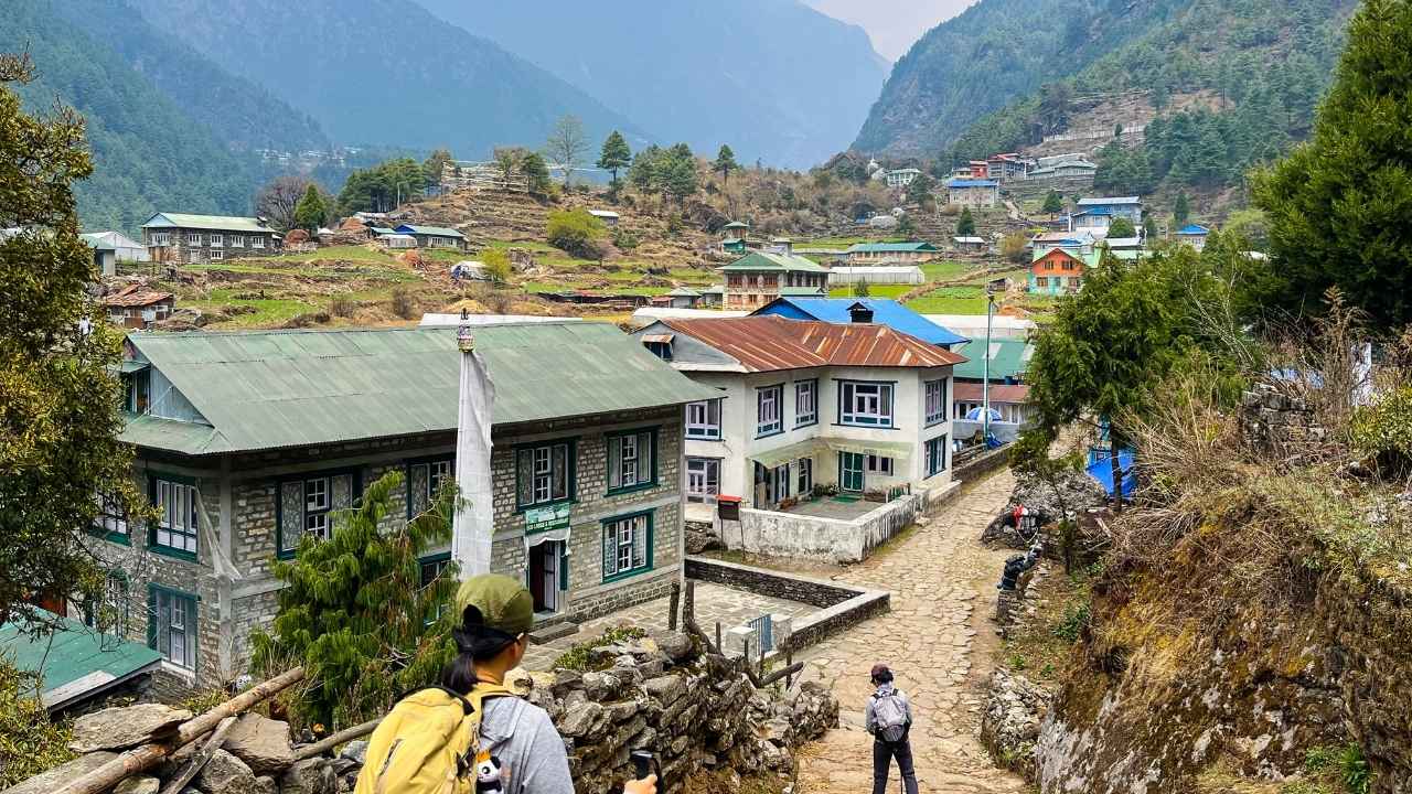 Cheapest way to do the everest base camp trek