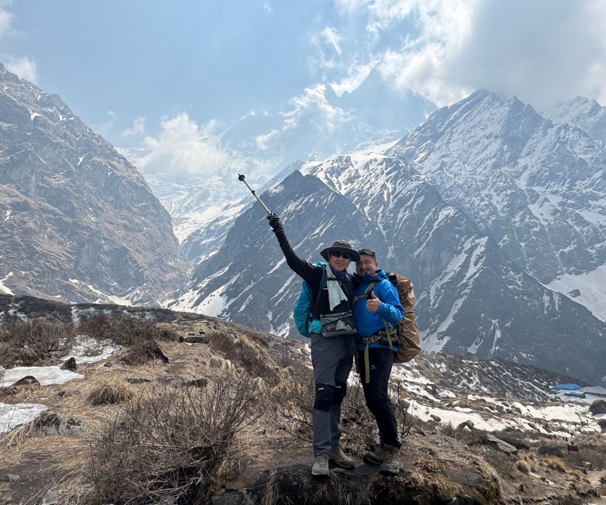 Solo Trekker With Guide