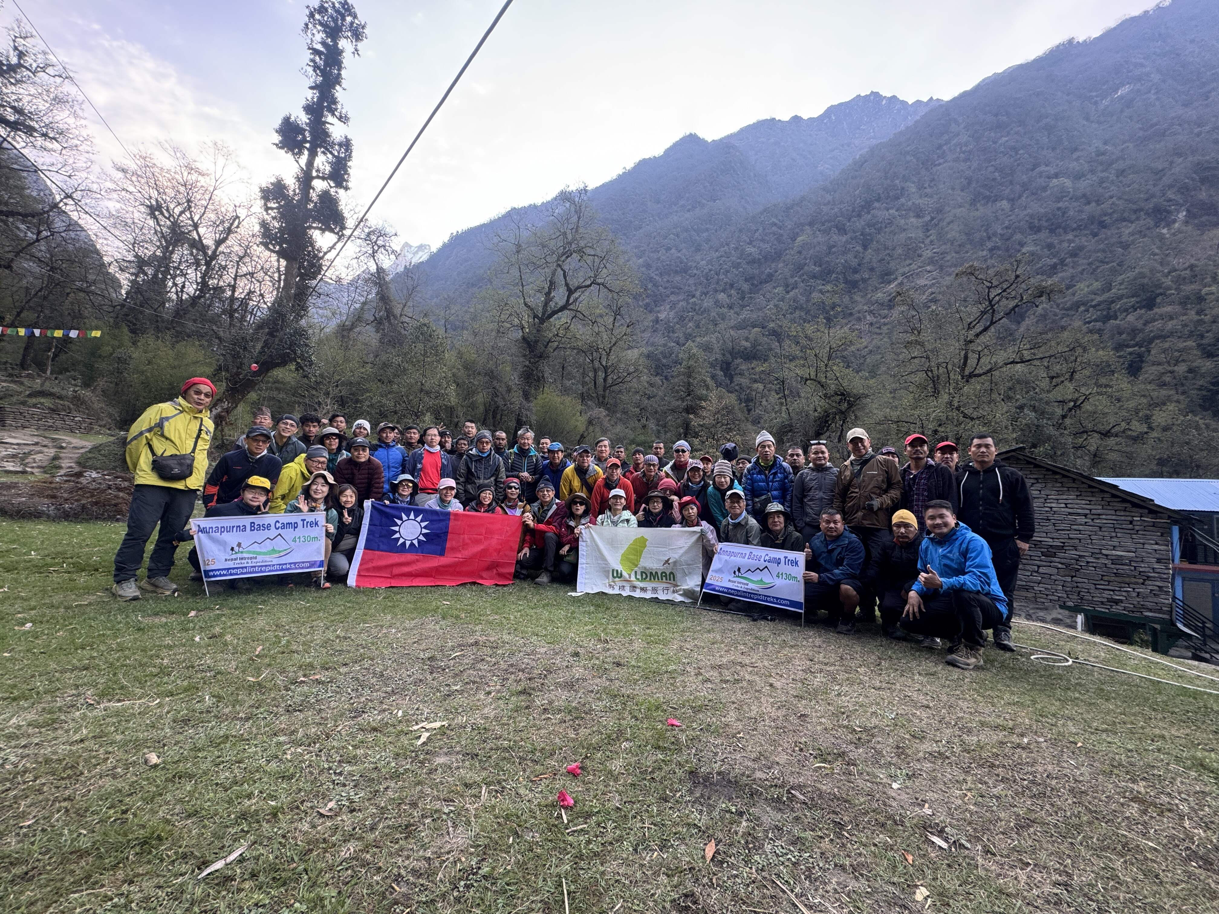 Group picture while heading to Deurali from Bamboo.
